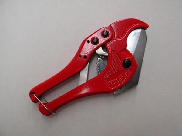 Stanley, PVC Pipe Cutter - 42mm 1" - 5/8"